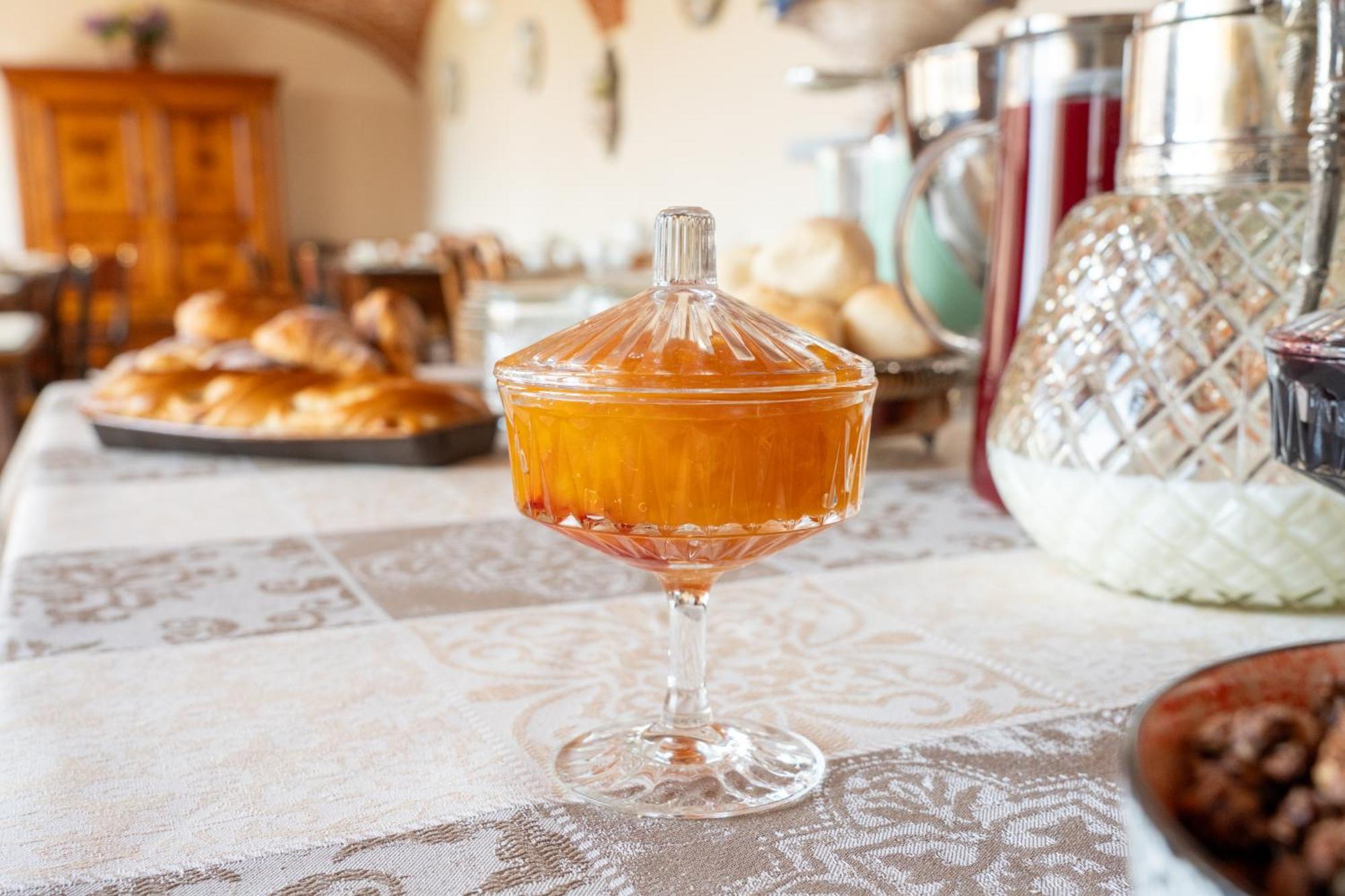 Cascina Baronina Couette-café *