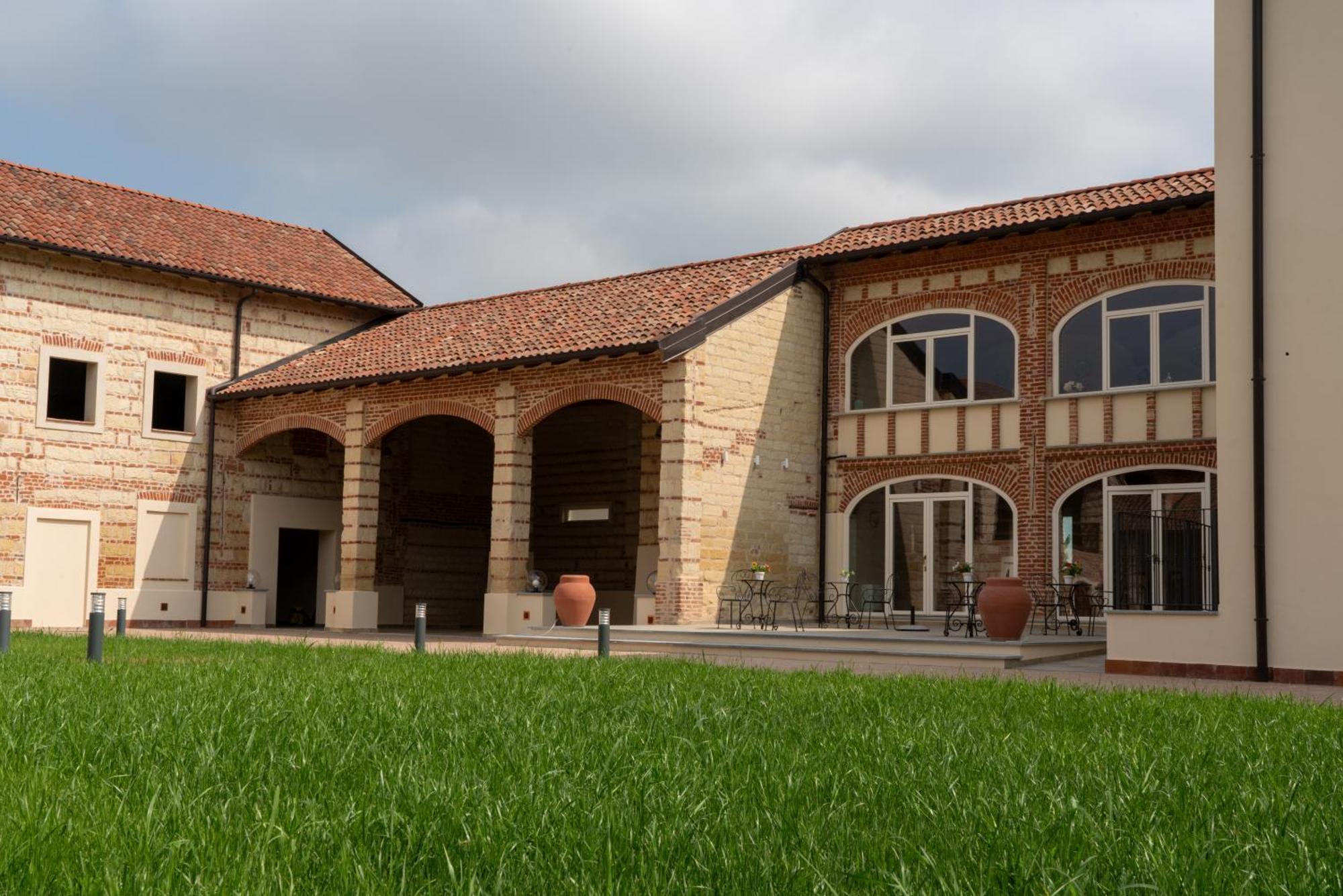 Cascina Baronina Couette-café